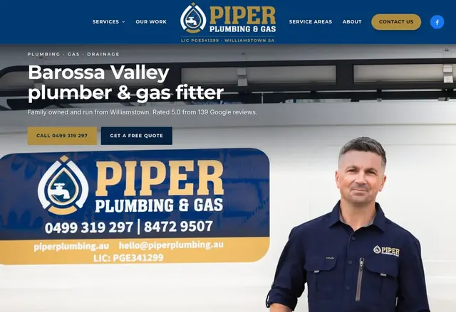Piper Plumbing & Gas homepage: Craig beside the Piper van under “Barossa Valley plumber & gas fitter”